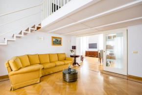 Centrally Located By The Sea Prestigious